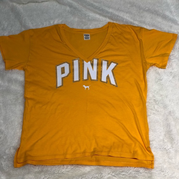 PINK Victoria’s Secret Campus Tee NWOT - Picture 5 of 7